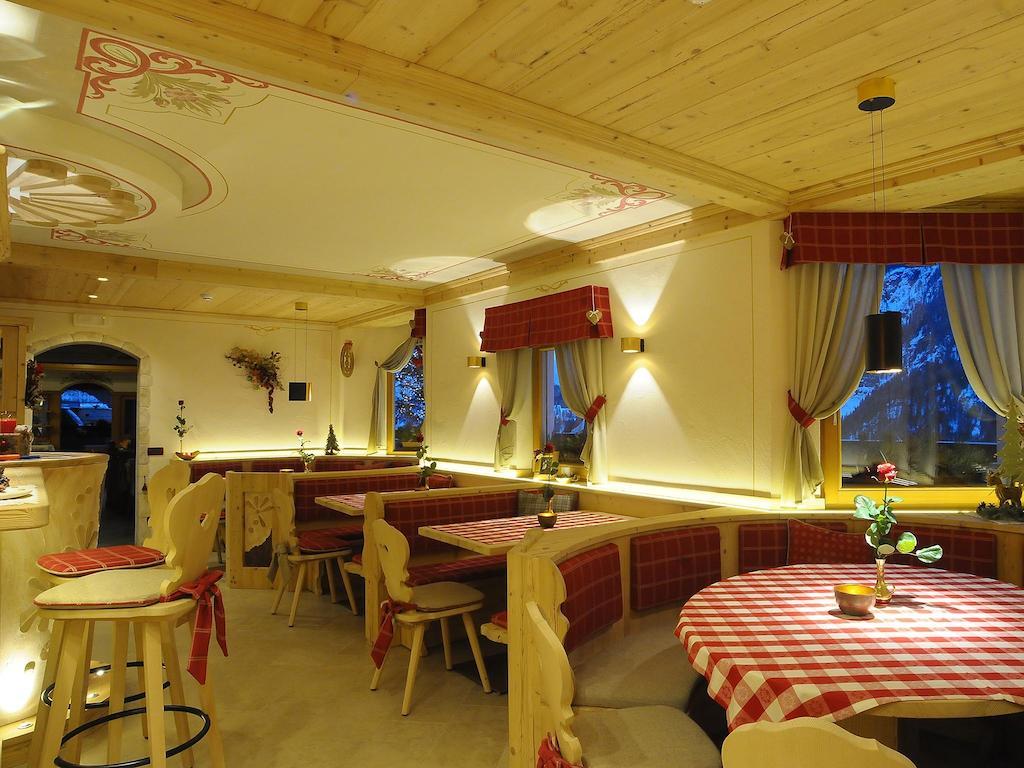 Hotel Cesa Padon Arabba Buitenkant foto